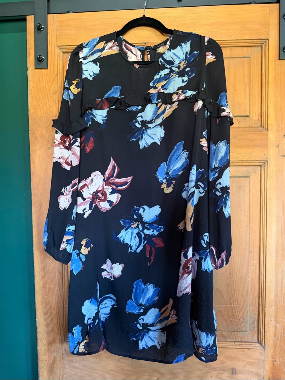 RW&CO. Black Long-Sleeve Floral Shift Dress with Blue & Pink Blooms